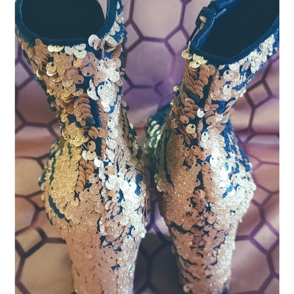 Enzo Angiolini Gold& black sequin booties  Size 10M - Picture 5 of 7